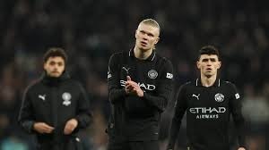 曼联客场4-1胜狼队，B费2射1传，取得3轮不败，积分追平切尔西，排名升至第六。