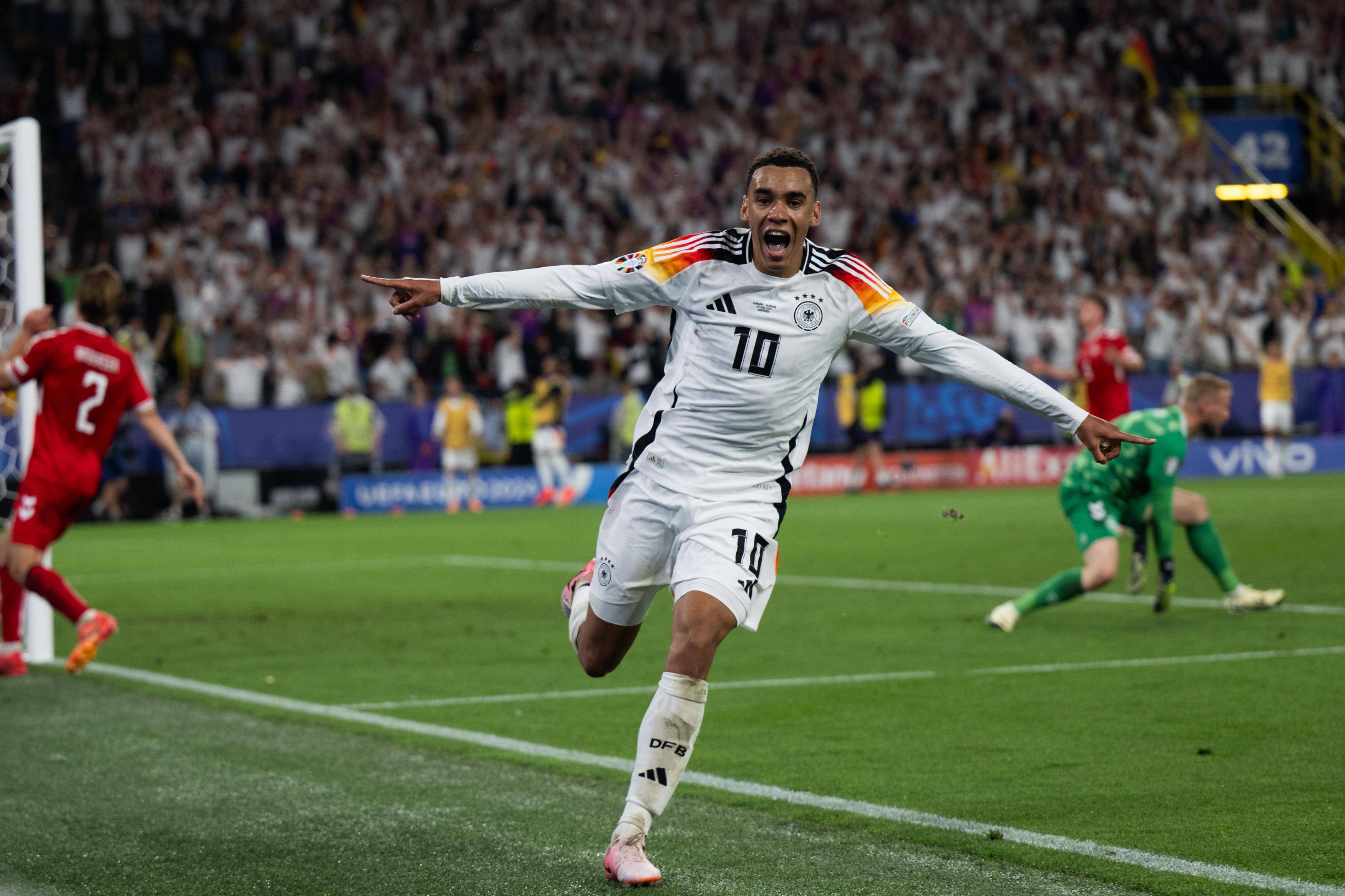 靠现有轮换 靠现有轮换