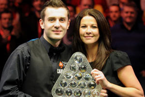 龄最小的F 龄最小的F