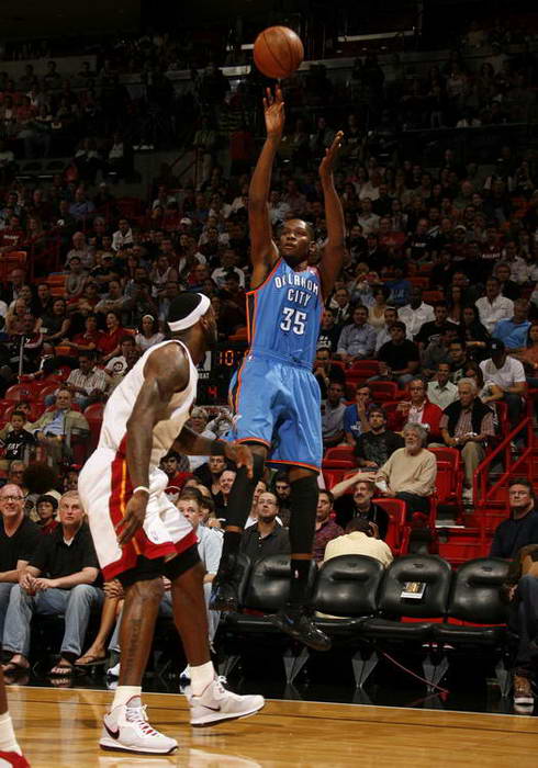 的中场球员 的中场球员