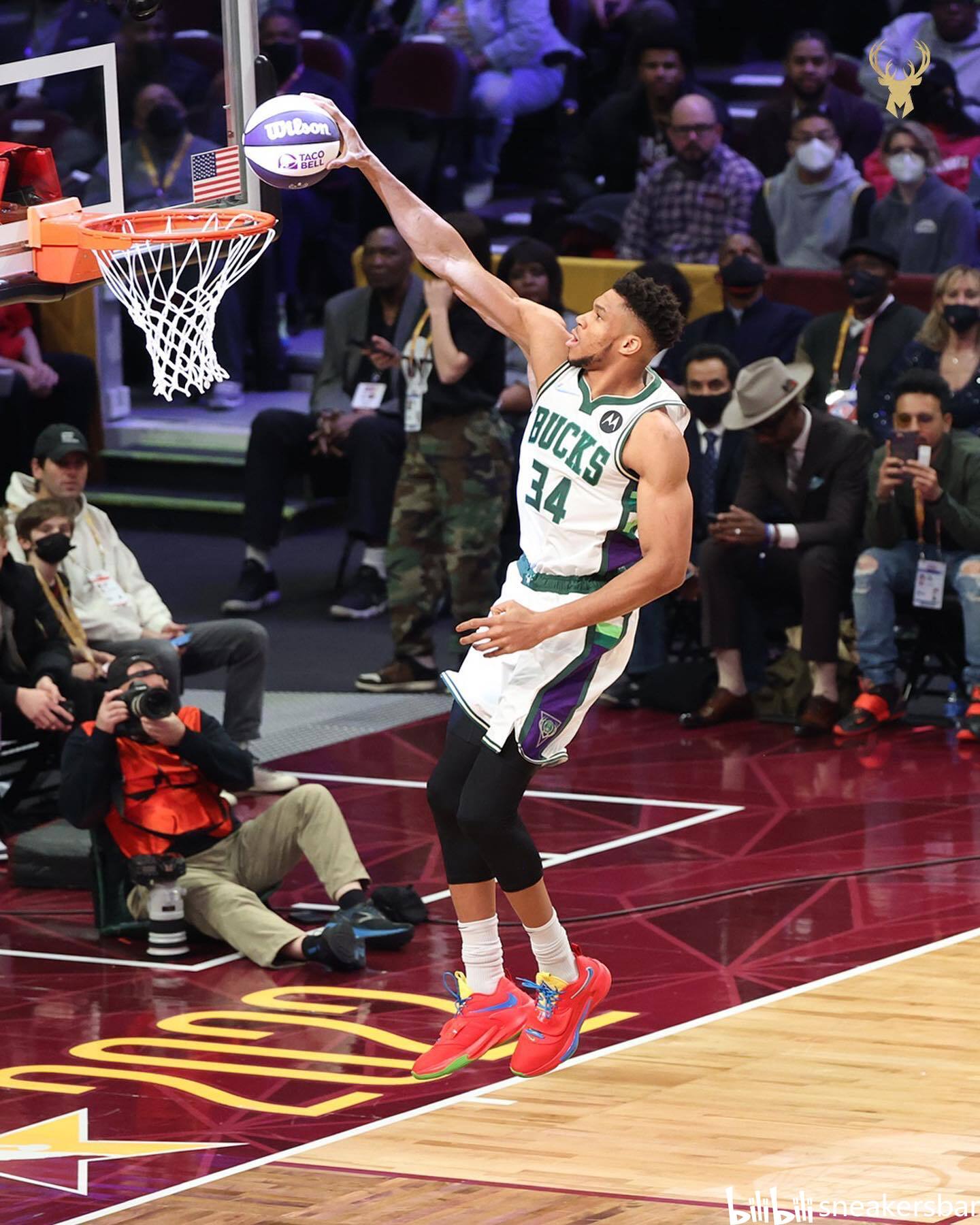 媒上为桑托 媒上为桑托